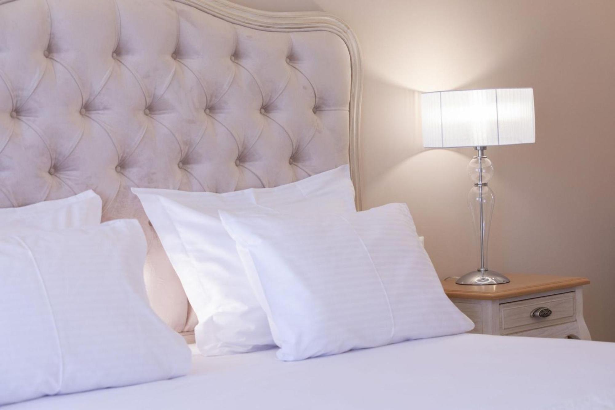 Vk Luxury Suites With Private Parking (Adults Only) Nydrí Eksteriør bilde