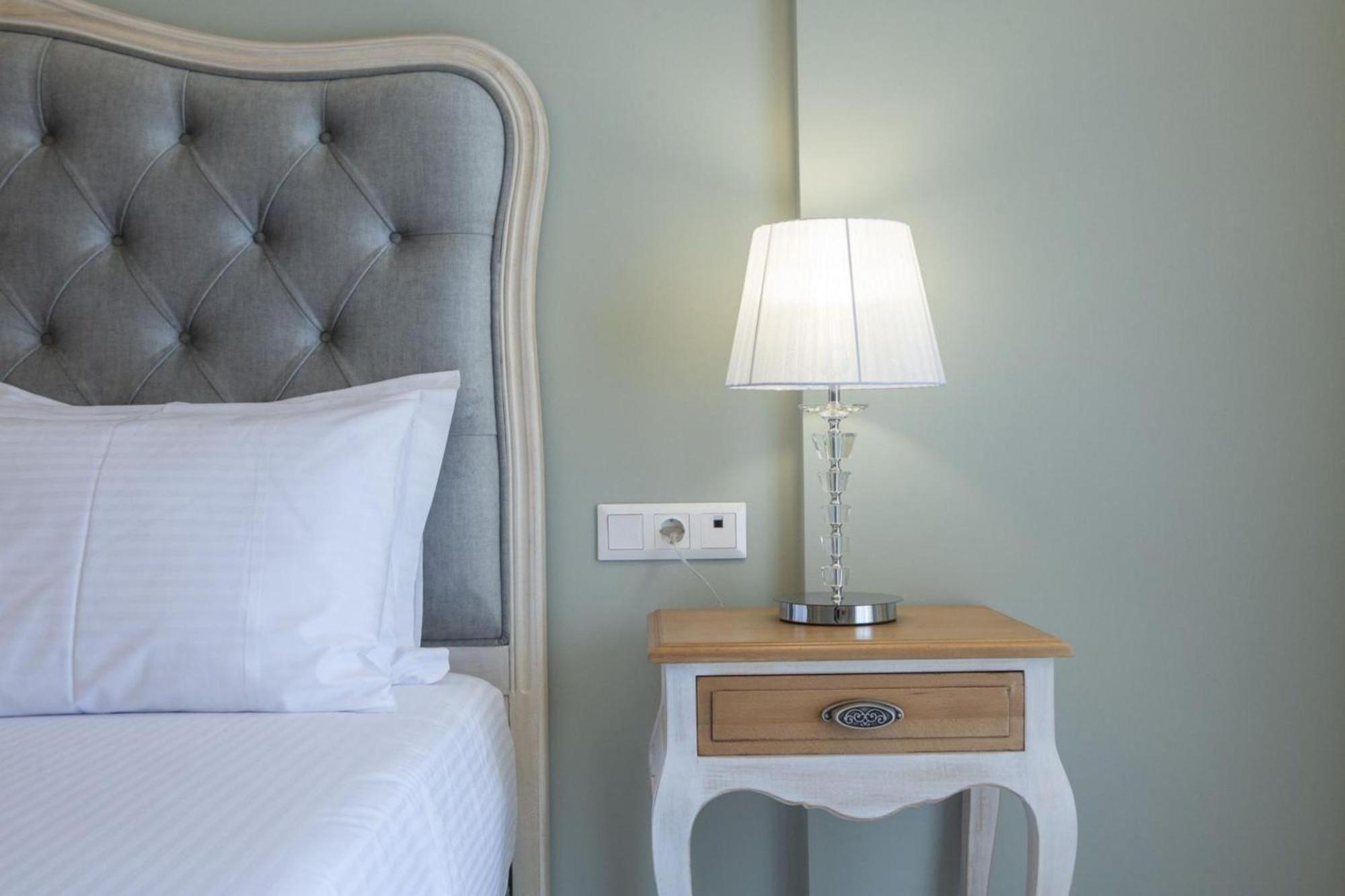 Vk Luxury Suites With Private Parking (Adults Only) Nydrí Eksteriør bilde