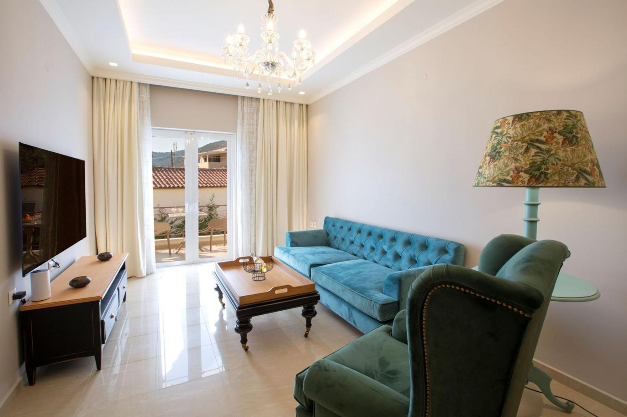 Vk Luxury Suites With Private Parking (Adults Only) Nydrí Eksteriør bilde